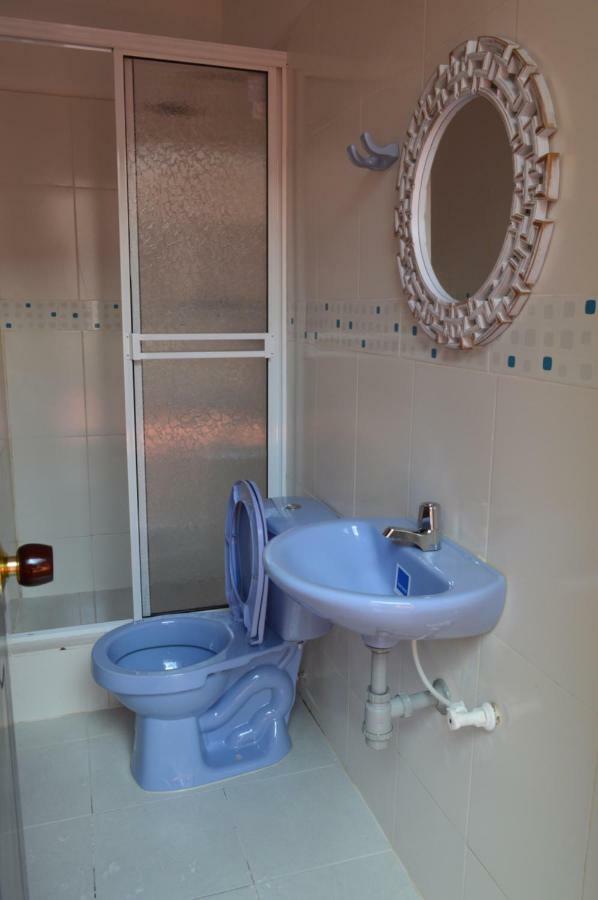 פופאיין Hostel El Jardin מראה חיצוני תמונה