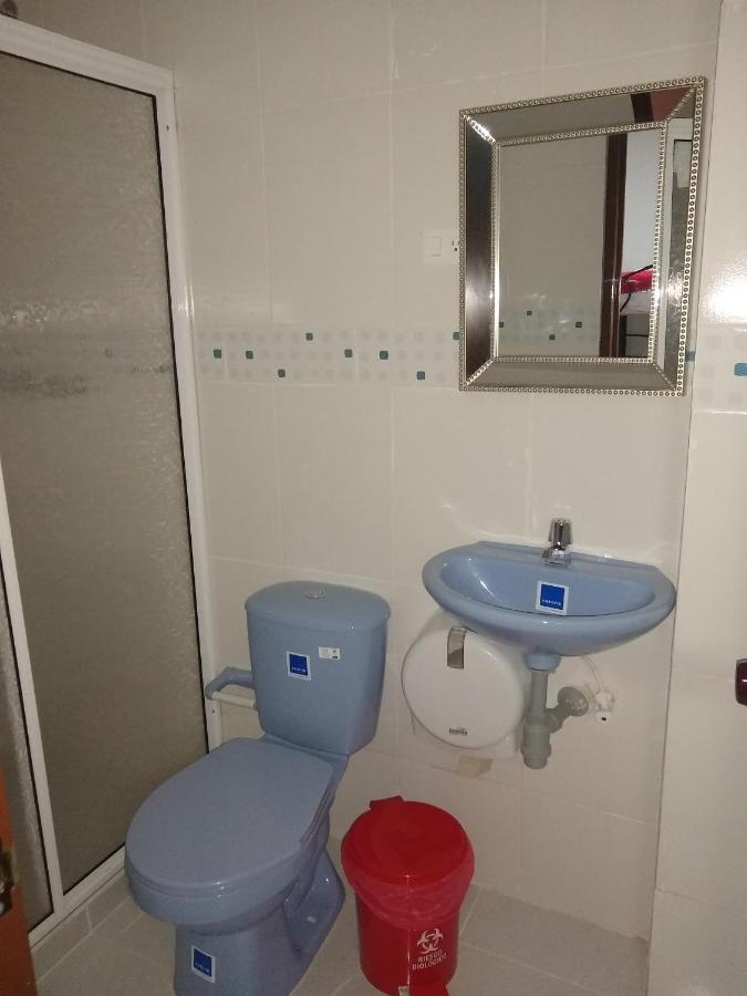 פופאיין Hostel El Jardin מראה חיצוני תמונה