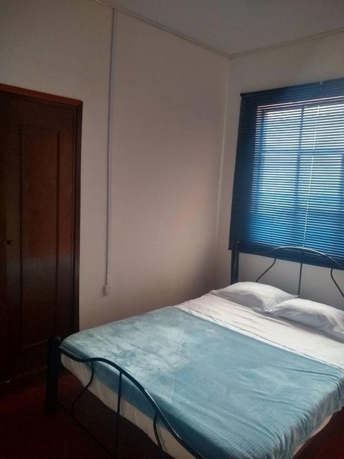 פופאיין Hostel El Jardin מראה חיצוני תמונה